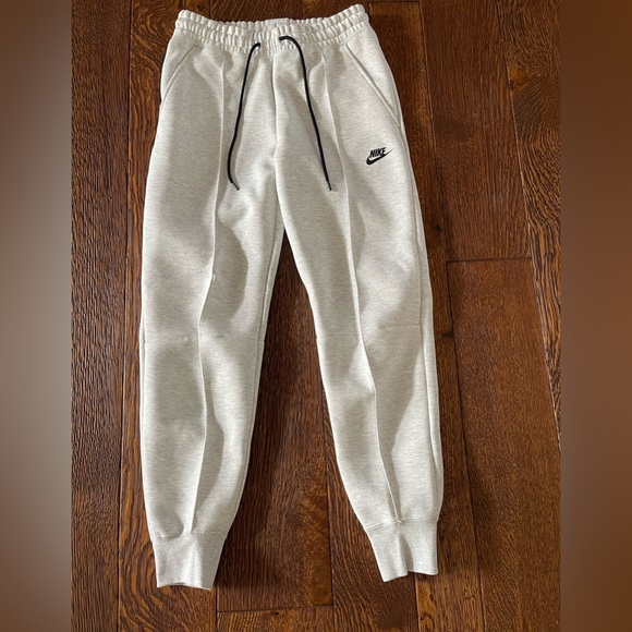Nike Pants - Nike fleece sweatpamts